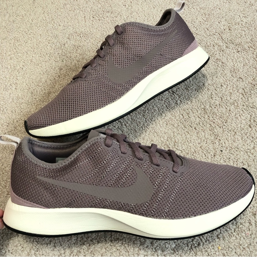 Nike Womens Dualtone Racer 917682-200 Plum Fog Running Shoes Sneakers Size 10